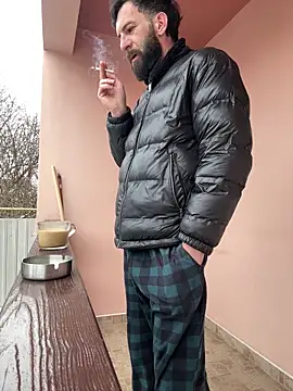 Snapshot of Michel_huge chatting on February 20, 7:21 am Michel huge online show from February 20, 7:21 am