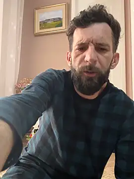 Snapshot of Michel_huge chatting on February 22, 7:40 am Michel huge online show from February 22, 7:40 am