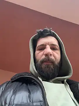 Snapshot of Michel_huge chatting on February 25, 5:28 am Michel huge online show from February 25, 5:28 am