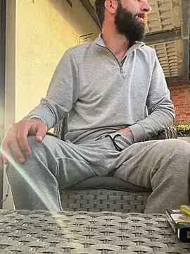 Michel huge online show from April 8, 6:08 pm