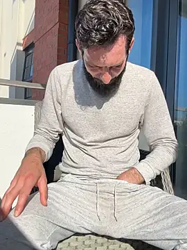 Michel huge online show from April 20, 4:10 pm