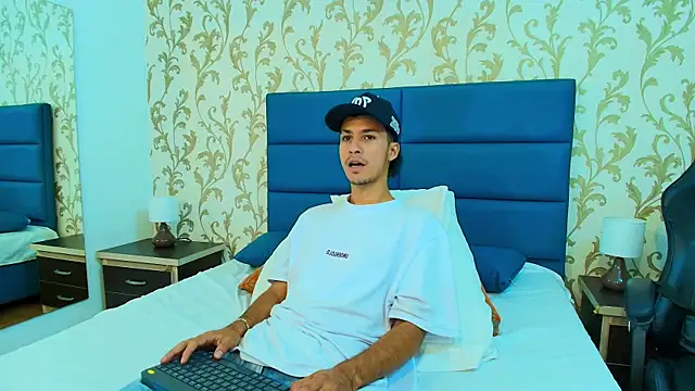 Marcus Jeron online show from September 23, 10:57 pm