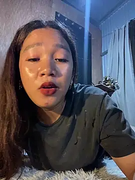 slut clio online show from May 6, 9:25 am