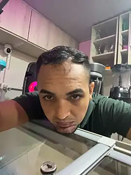 Alejand276765 online show from October 20, 10:32 pm