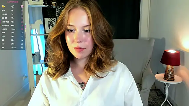 LanaRoselle online show from July 18, 9:18 pm