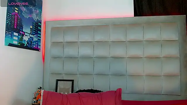 AmazingMistressNathy online show from April 24, 7:33 am