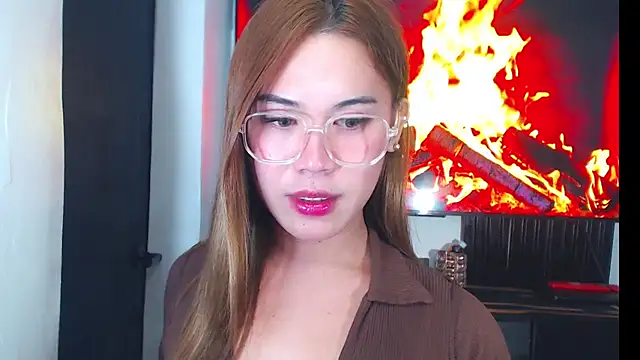 foxclassyramona ts online show from June 11, 12:32 am