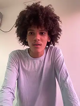 Max Rain online show from October 9, 7:56 pm