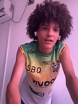 Max Rain online show from October 18, 5:35 pm