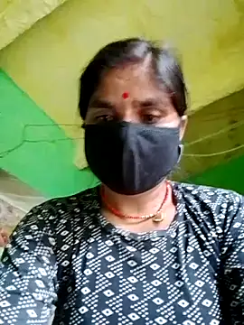 Snapshot of Suhani_cuty chatting on October 30, 9:22 am Suhani cuty online show from October 30, 9:22 am