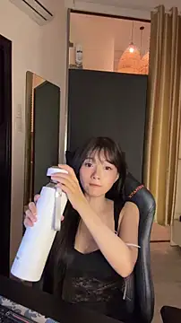 Snapshot of _Meimeibaby_ chatting on November 21, 9:41 am Meimeibaby online show from November 21, 9:41 am