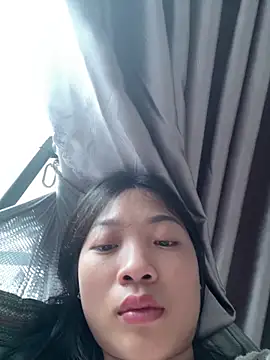 Phayphay77 online show from October 3, 2:30 am