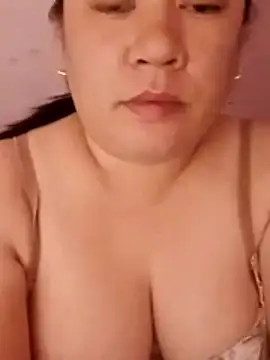 BIGBOOBSFILIPINA online show from April 22, 8:06 am