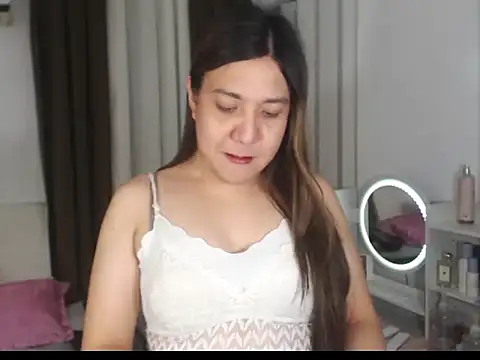 stellahugeX online show from February 18, 12:45 pm