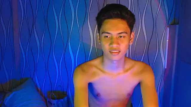 Snapshot of Demure_Asian143 chatting on September 15, 9:53 am Demure Asian143 online show from September 15, 9:53 am