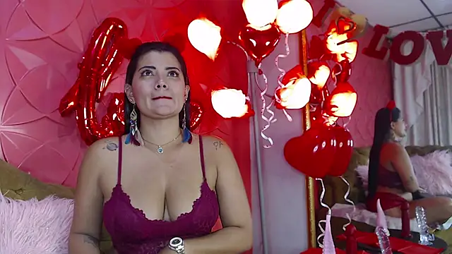 Snapshot of SailonTeen chatting on February 13, 10:43 pm SailonTeen online show from February 13, 10:43 pm