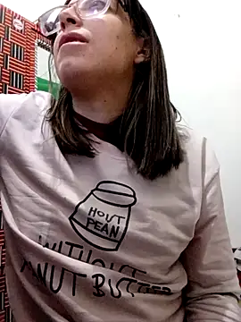 Snapshot of Miranda_sexlove_ chatting on October 21, 3:24 pm Miranda sexlove  online show from October 21, 3:24 pm