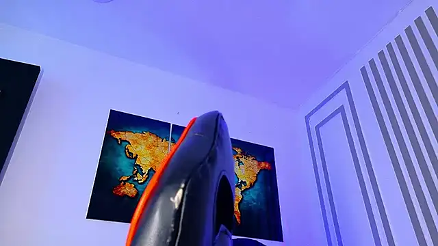 ALANNFERRER online show from November 4, 10:03 am