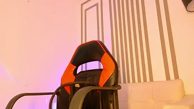 ALANNFERRER online show from December 21, 11:06 am