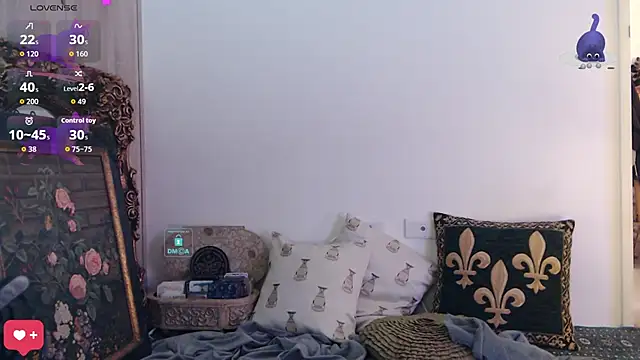 Etherealcat33 online show from October 29, 1:02 pm