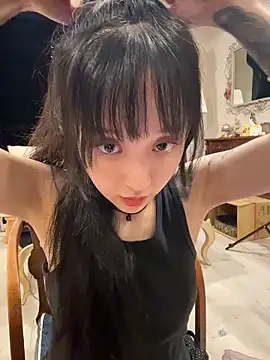 Etherealcat33 online show from May 3, 6:47 pm