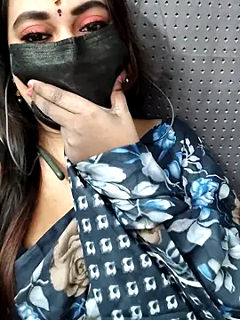 Cutie nila26 online show from October 28, 5:22 am