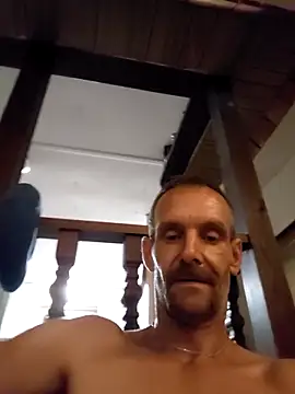 Hungwell1515 online show from October 19, 2:12 am