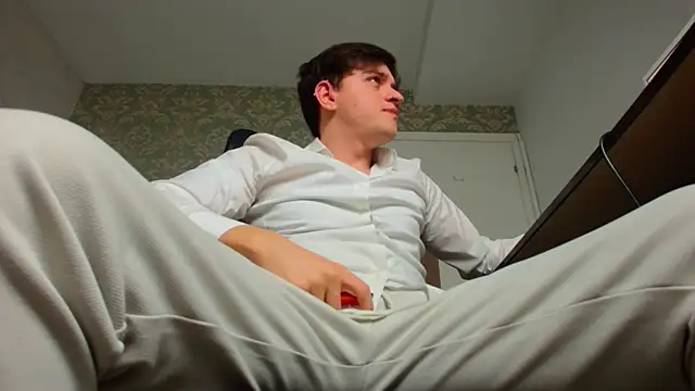 FelixStarkk online show from October 6, 4:43 am