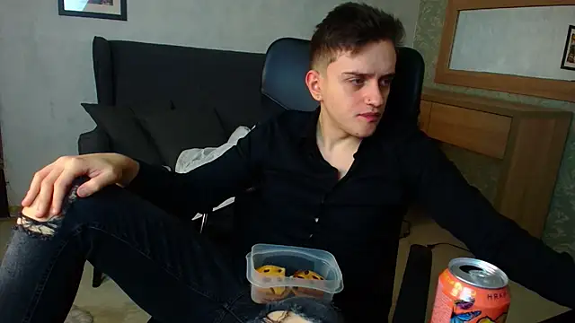 FelixStarkk online show from November 29, 5:10 am