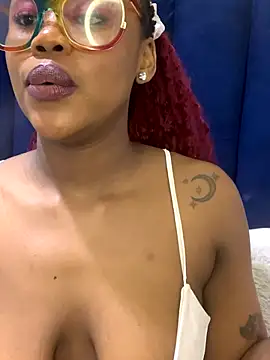 Snapshot of ItsMsBankss02 chatting on September 10, 10:10 pm ItsMsBankss02 online show from September 10, 10:10 pm