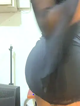 Snapshot of ItsMsBankss02 chatting on September 15, 10:54 pm ItsMsBankss02 online show from September 15, 10:54 pm