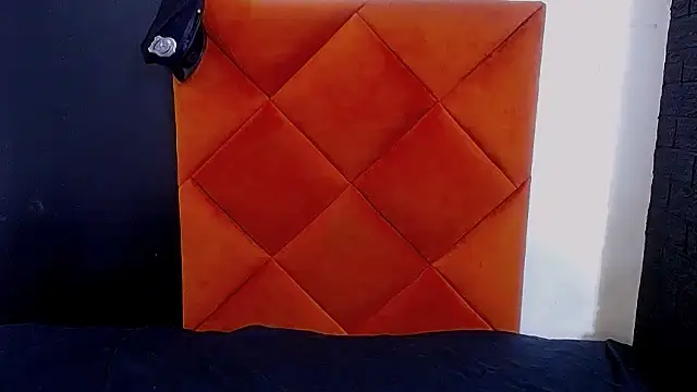 Snapshot of ItsMsBankss02 chatting on November 27, 9:06 pm ItsMsBankss02 online show from November 27, 9:06 pm