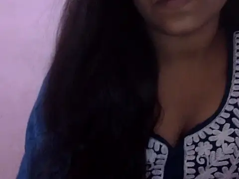 Snapshot of LIYO_ chatting on October 19, 6:58 am LIYO  online show from October 19, 6:58 am