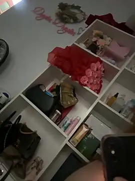 Snapshot of -Linaa- chatting on September 10, 1:11 pm -Linaa- online show from September 10, 1:11 pm