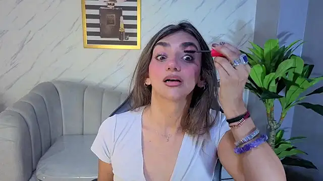 agatha brooks t online show from April 11, 12:31 pm