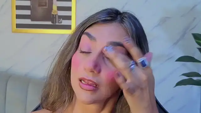 agatha brooks t online show from April 18, 12:31 pm