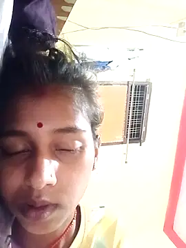 Saniye-143 online show from October 14, 5:58 pm