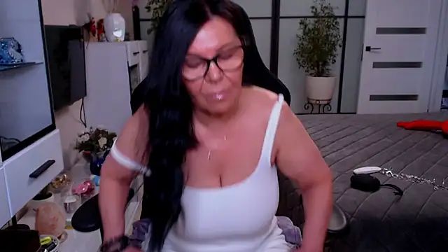 Anna Blare online show from April 11, 8:29 am