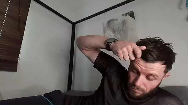 MasterJakeJohns online show from April 4, 3:53 pm