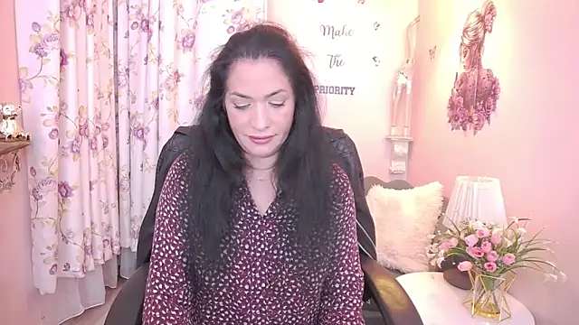 MyLovOne online show from April 2, 11:52 am