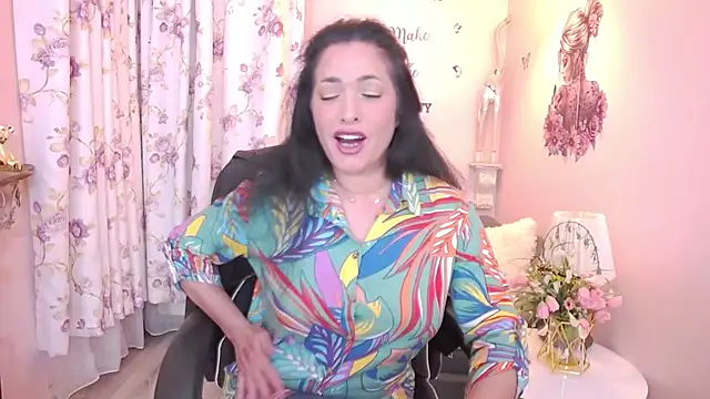 MyLovOne online show from April 19, 11:20 am