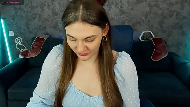 DiamondGoldie online show from January 9, 1:58 pm