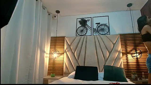 Cinthiabaker online show from September 12, 11:21 am