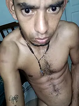 Snapshot of Negritohot2828 chatting on December 23, 10:24 am Negritohot2828 online show from December 23, 10:24 am