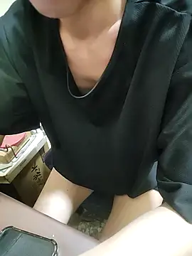 de54088 online show from April 17, 6:22 pm