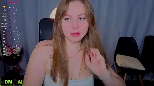 MikaBloom online show from November 16, 2:06 am