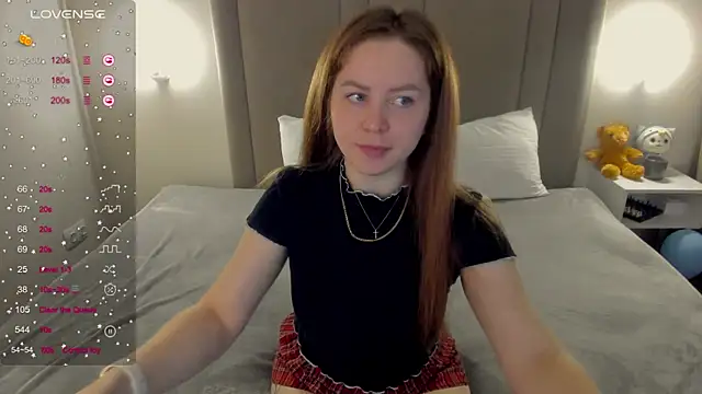 MikaBloom online show from April 12, 1:43 am