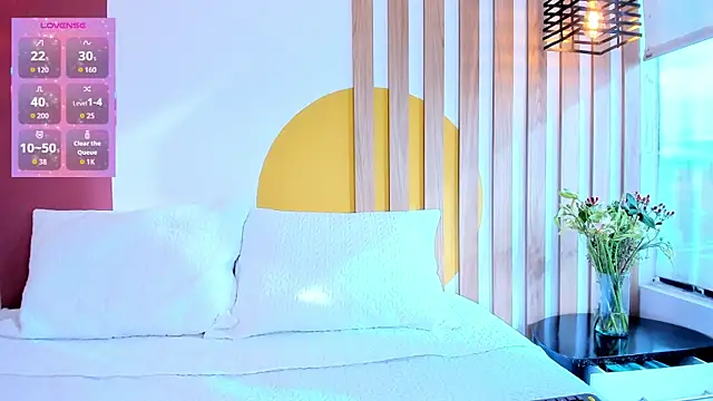 Snapshot of SashaGreyy_ chatting on October 28, 8:44 pm SashaGreyy online show from October 28, 8:44 pm