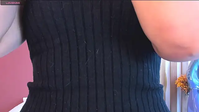 Snapshot of SashaGreyy_ chatting on November 18, 9:30 pm SashaGreyy online show from November 18, 9:30 pm