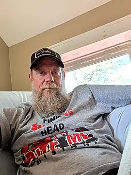 sizableunicorn7 online show from April 22, 10:11 pm